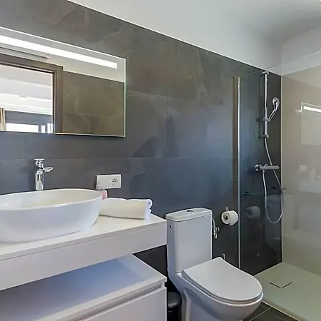 Casa Blanca -location Maitikoa Villa Lloret de Mar